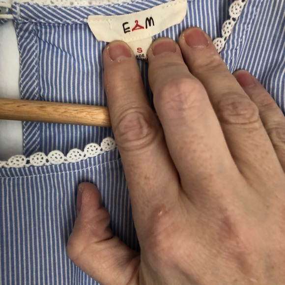 E&M Collection Long Sleeve Blouse. Sz S - Picture 8 of 9